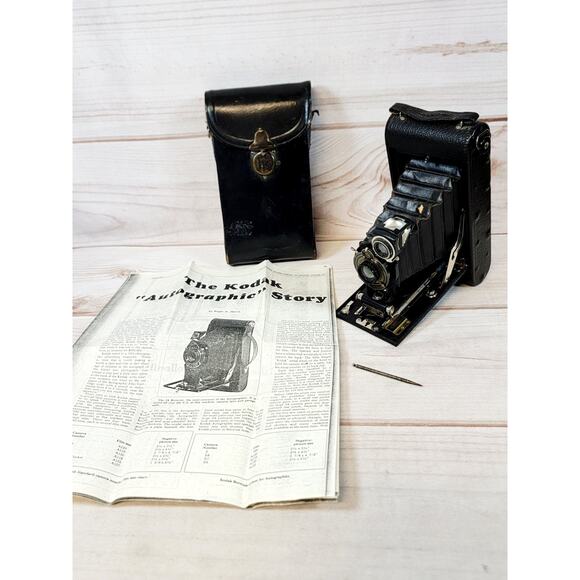 EASTMAN KODAK No. 1A Autographic Folding Bellows Antique Film Camera W/ Case - Picture 1 of 16